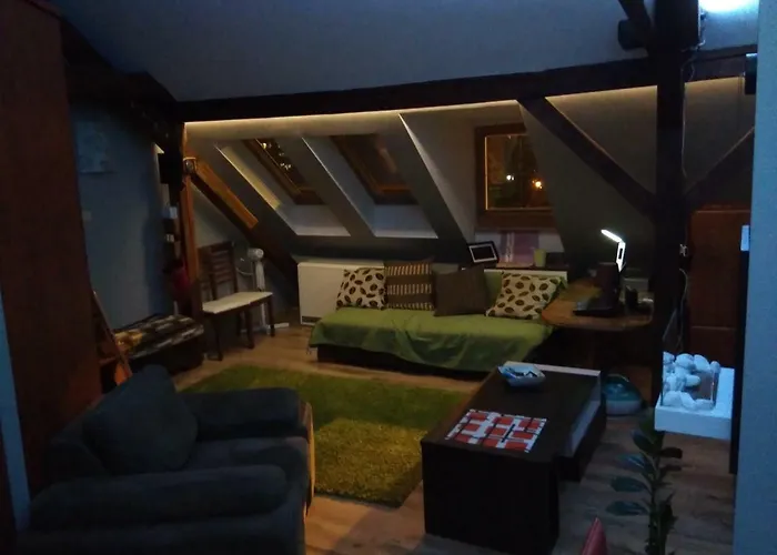 Przy Wyspie Apartment *